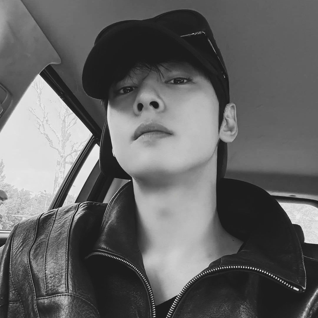 A moment captured by Eunwoo (ASTRO)'s fan