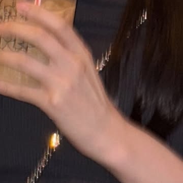 Recent activity shot of Jeong Yein (Lovelyz)
