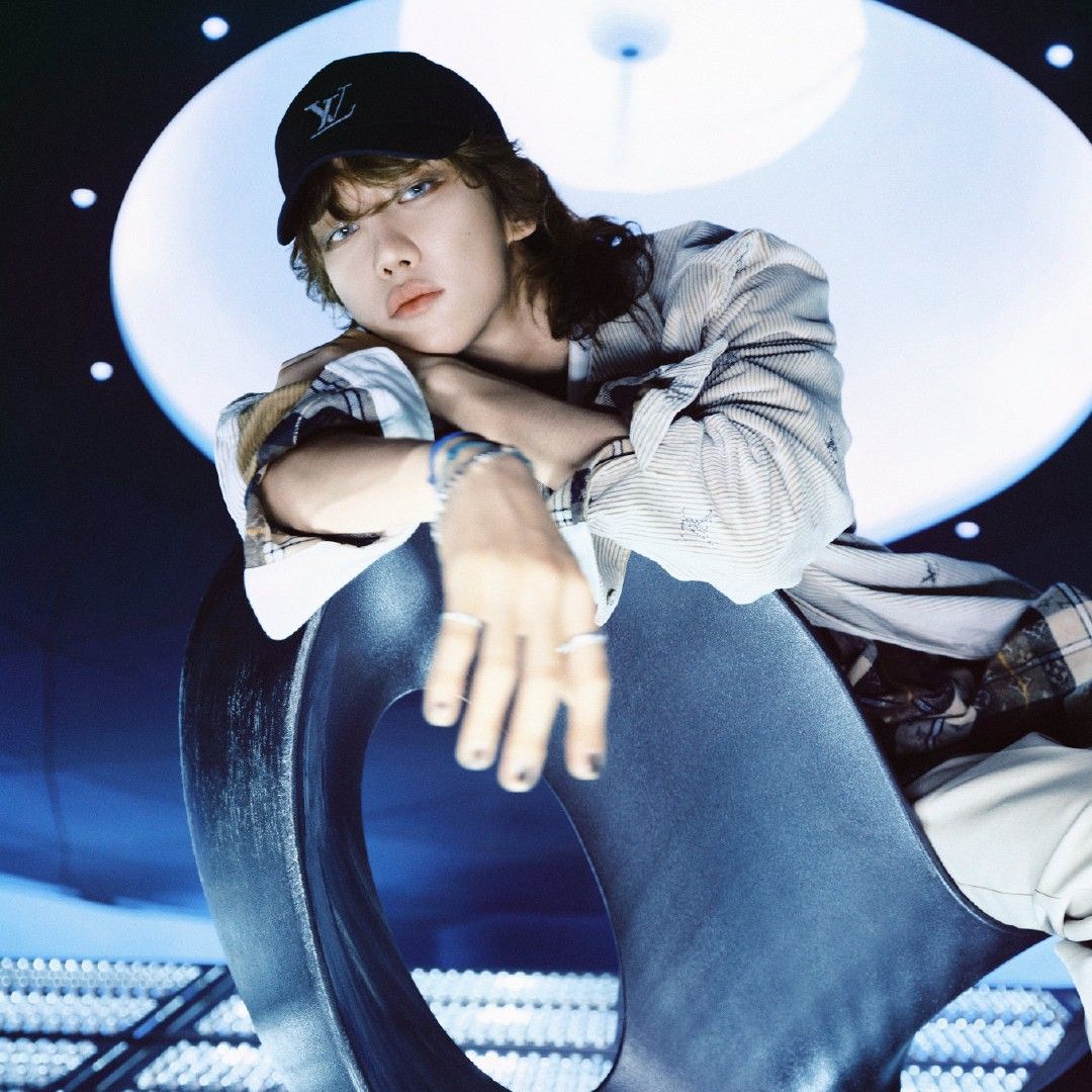 Recent activity shot of The 8 (SEVENTEEN)