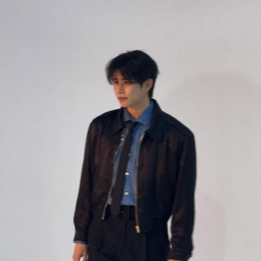 Latest photo of MJ (ASTRO)