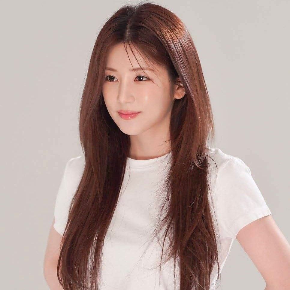 朴初珑 (Apink)的最新活动照片