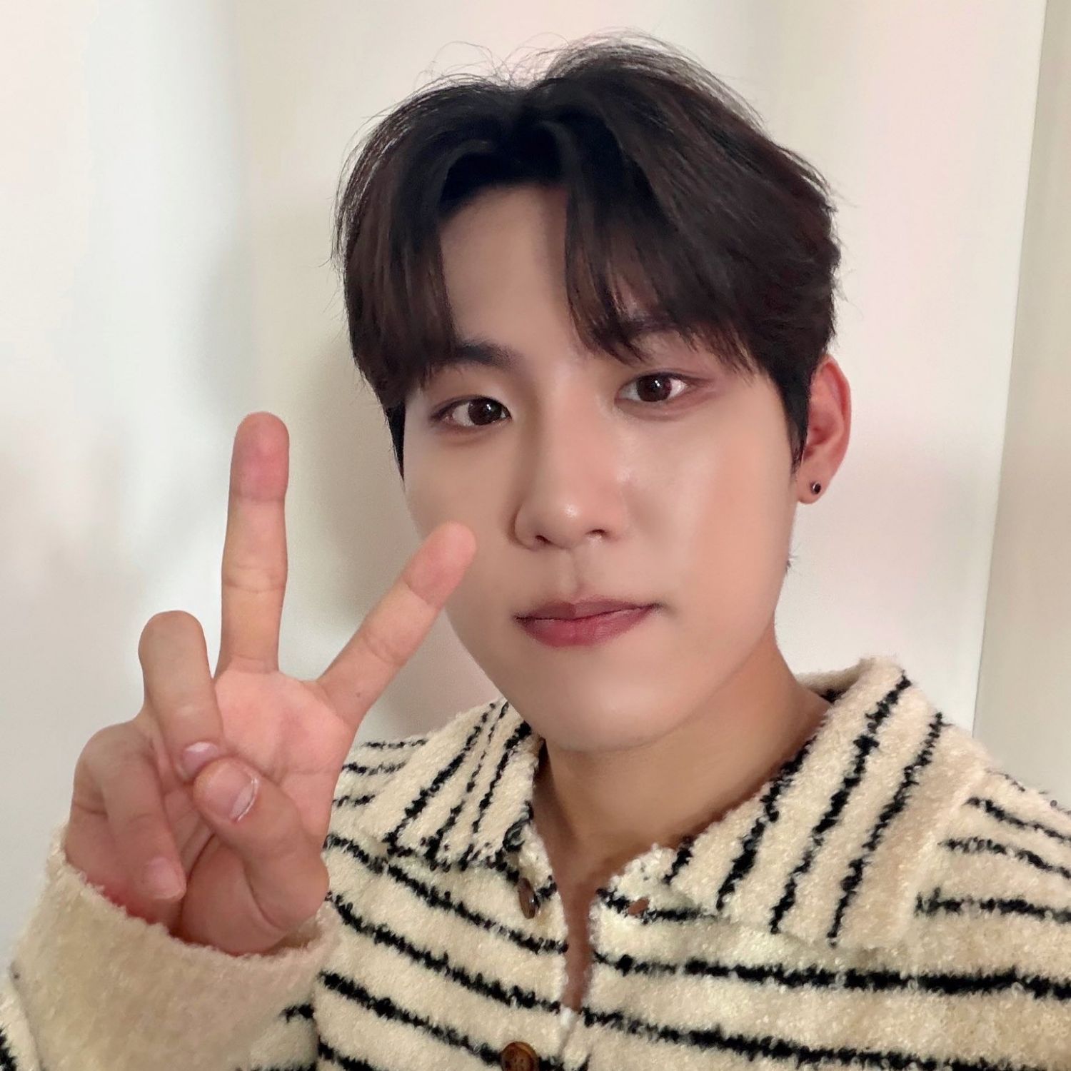 Recent activity shot of Park Woojin (AB6IX)