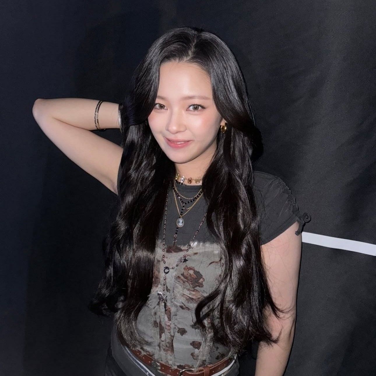 Recent activity shot of Jeongyeon (TWICE)