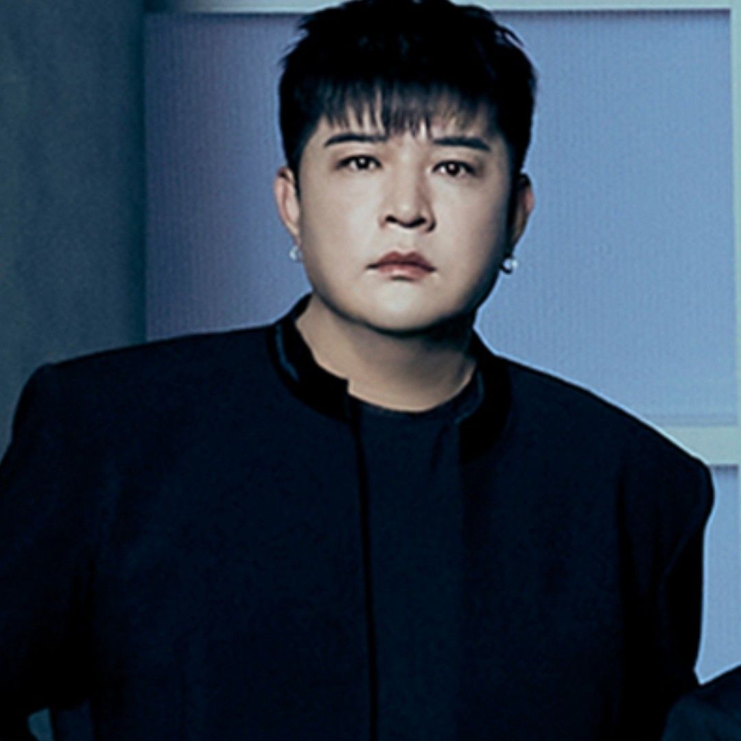 Latest photo of Shindong (Super Junior)