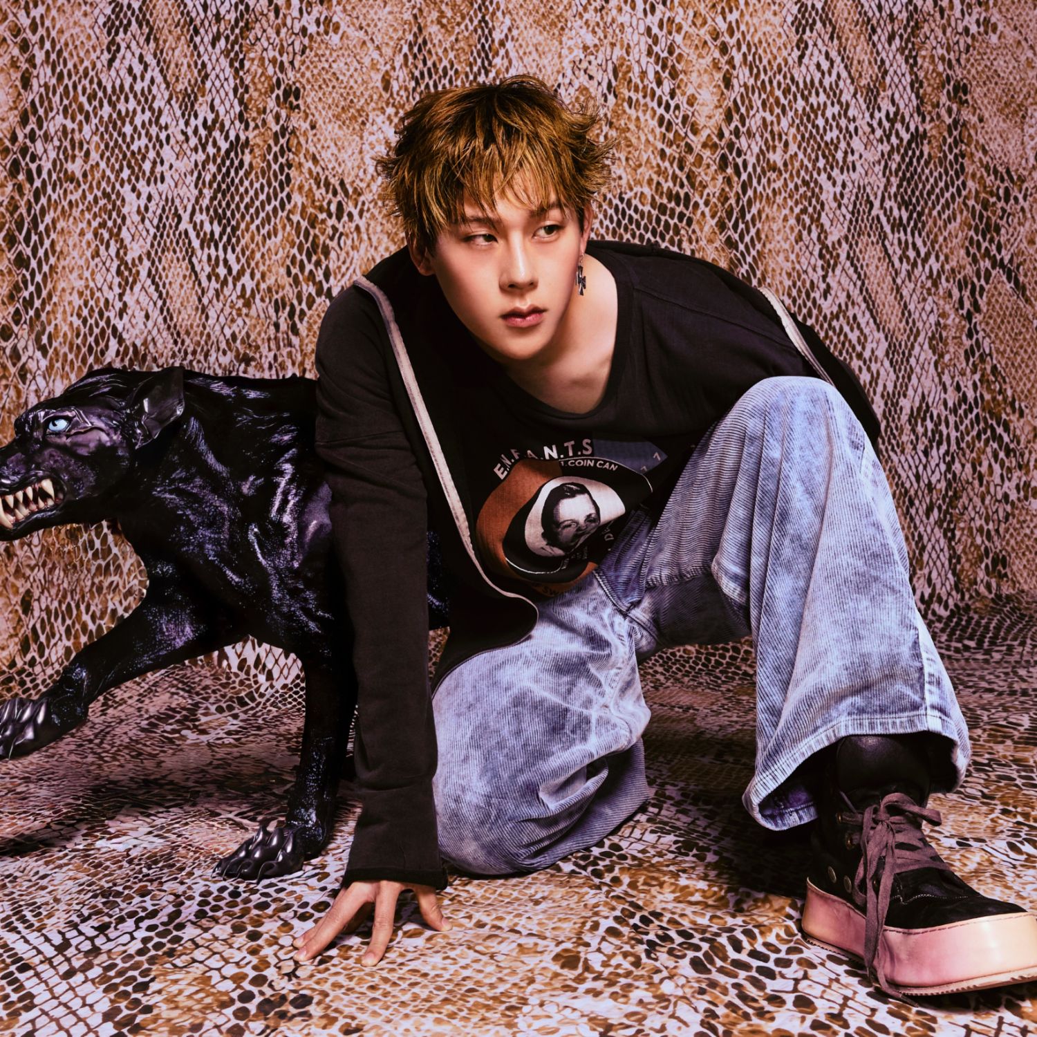 Behind-the-scenes cut of MONSTA X