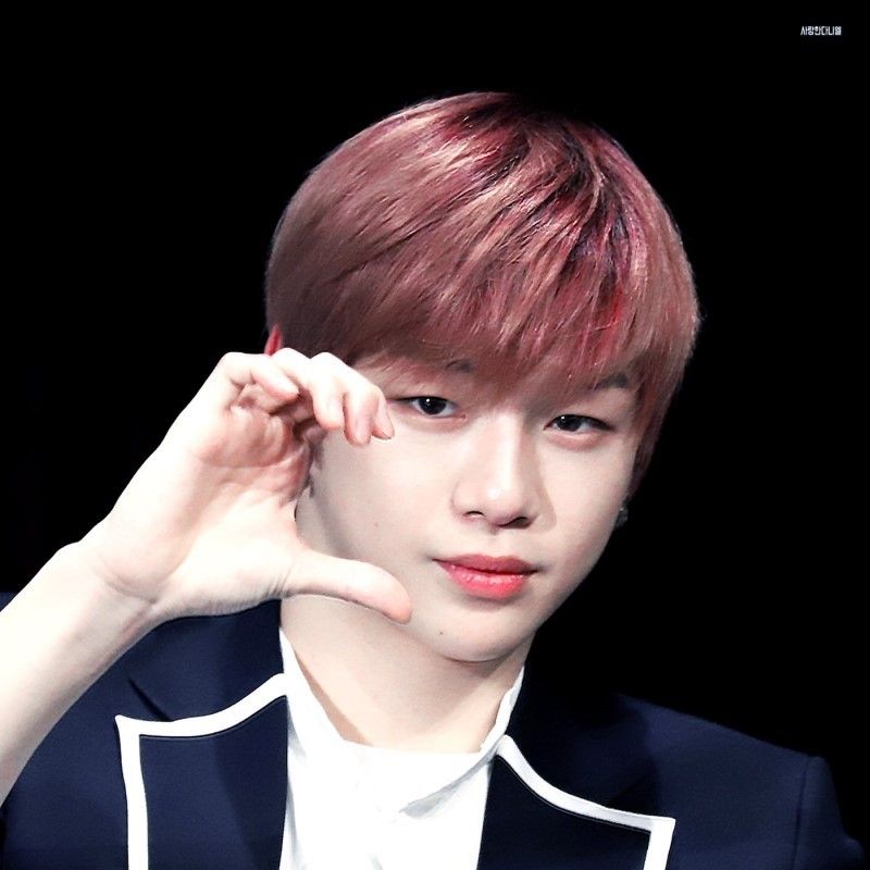 Foto aktivitas terbaru Kang Daniel