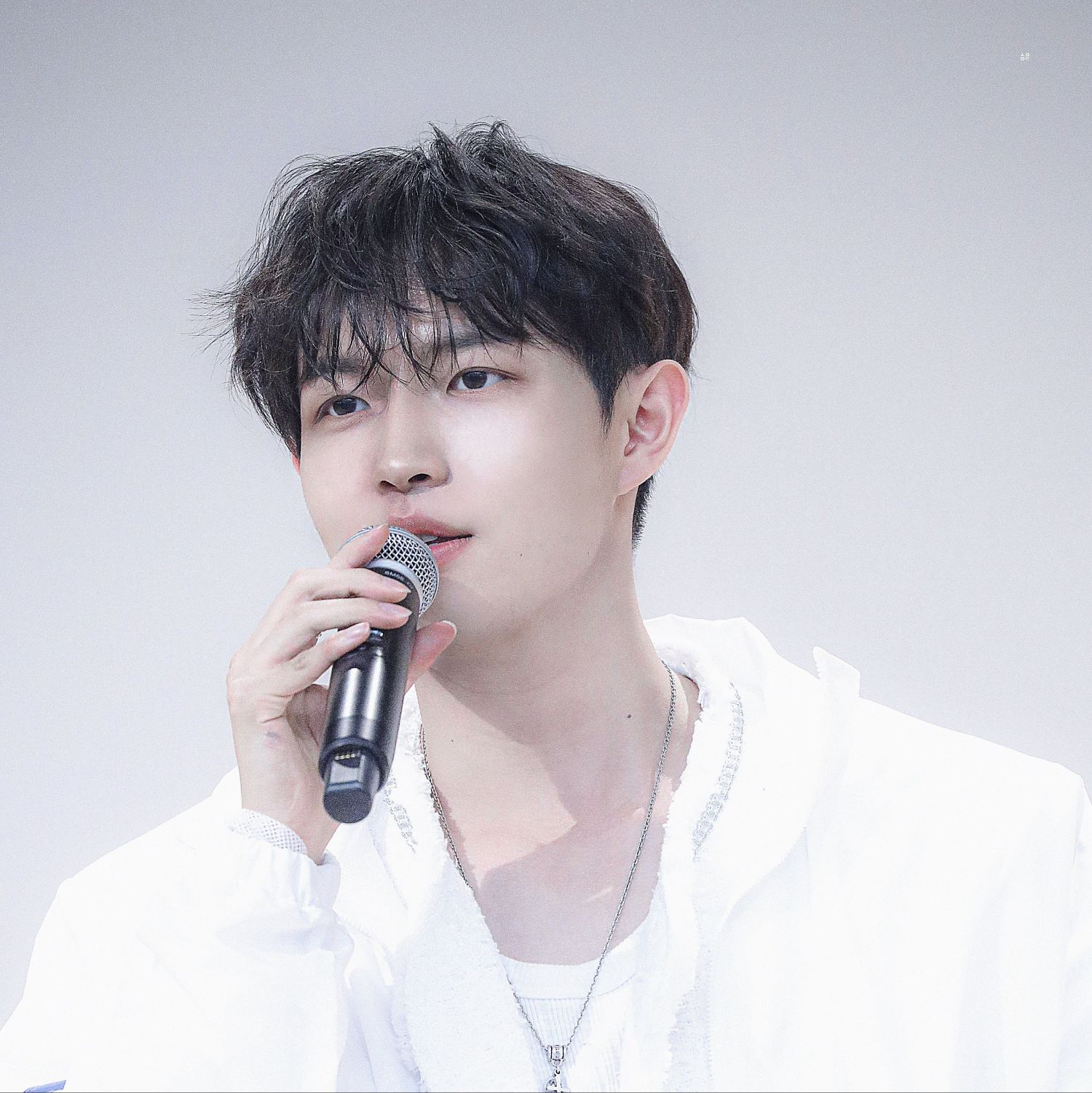 Foto terbaru Kim Jaehwan