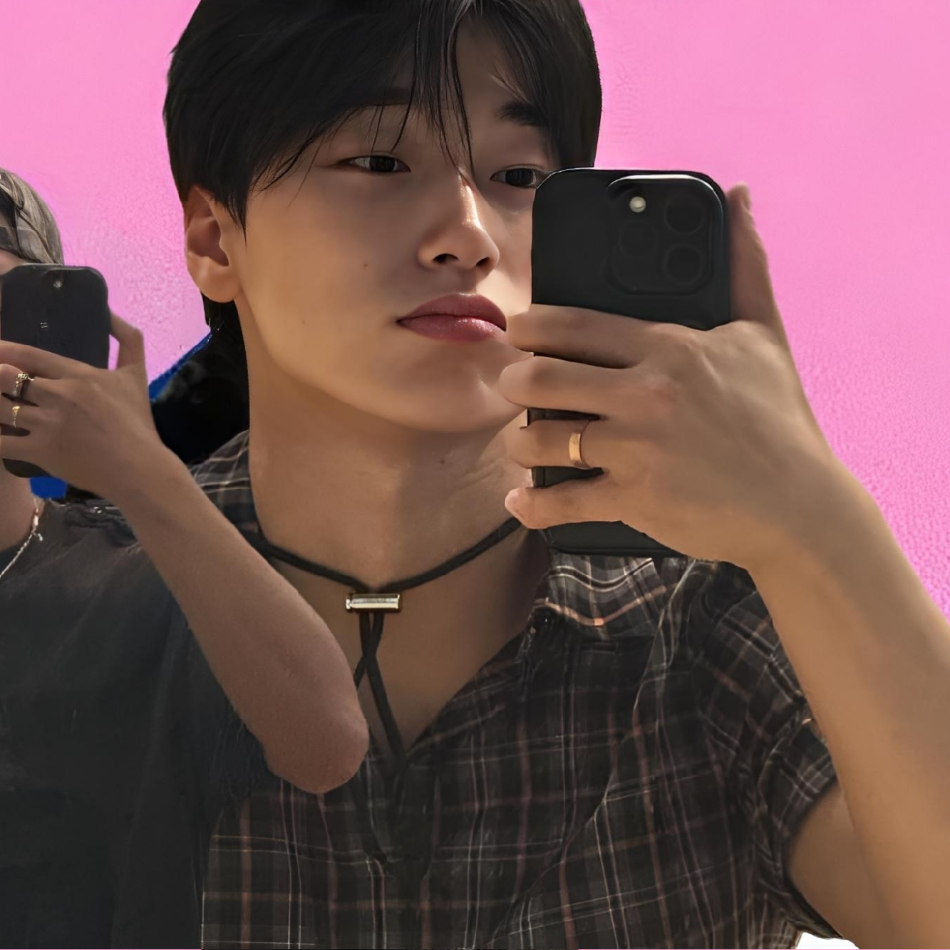 Behind-the-scenes cut of San (ATEEZ)