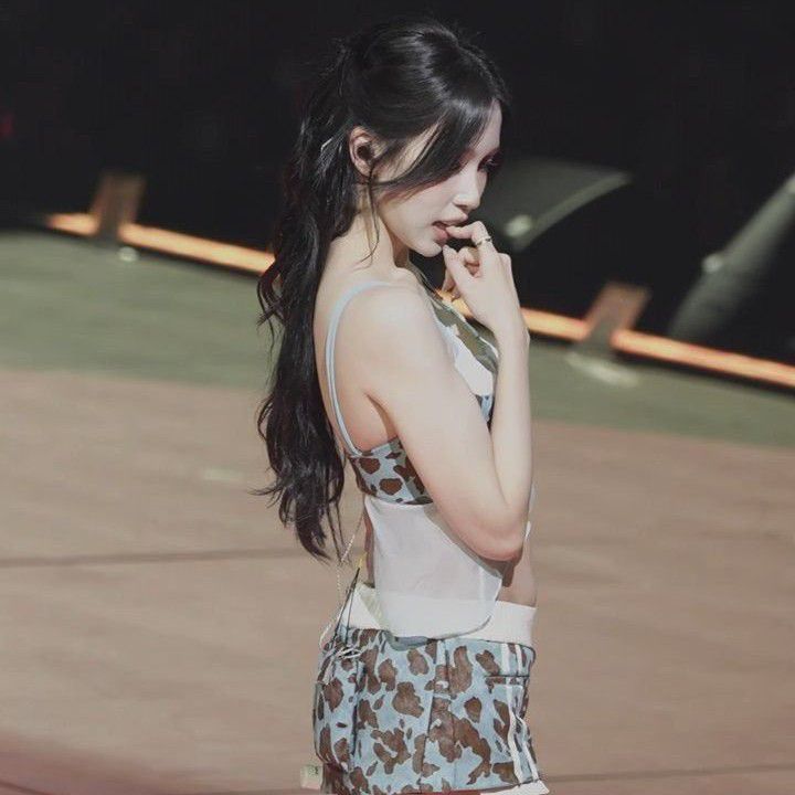 ミナ (TWICE)の最近の活動写真