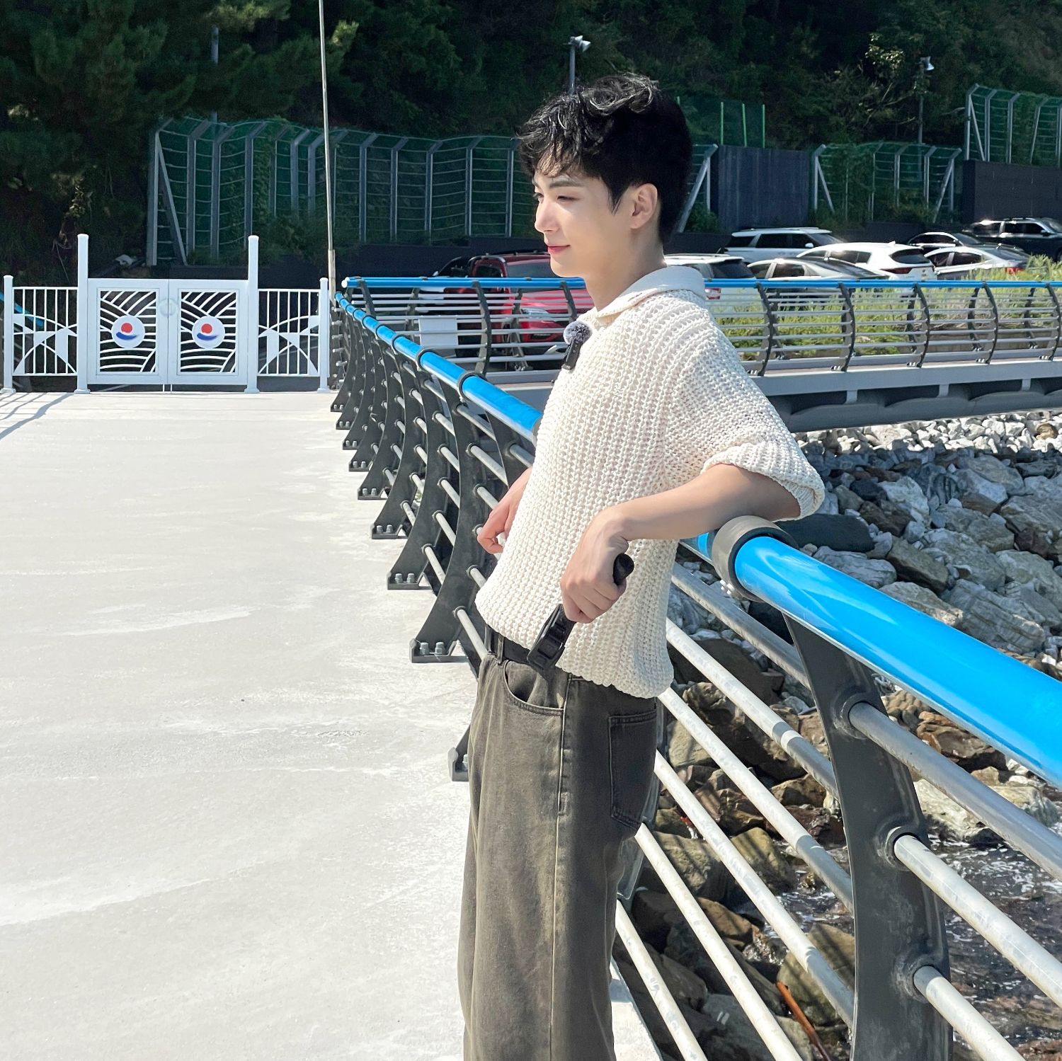 A moment captured by Kim Jonghyeon's fan