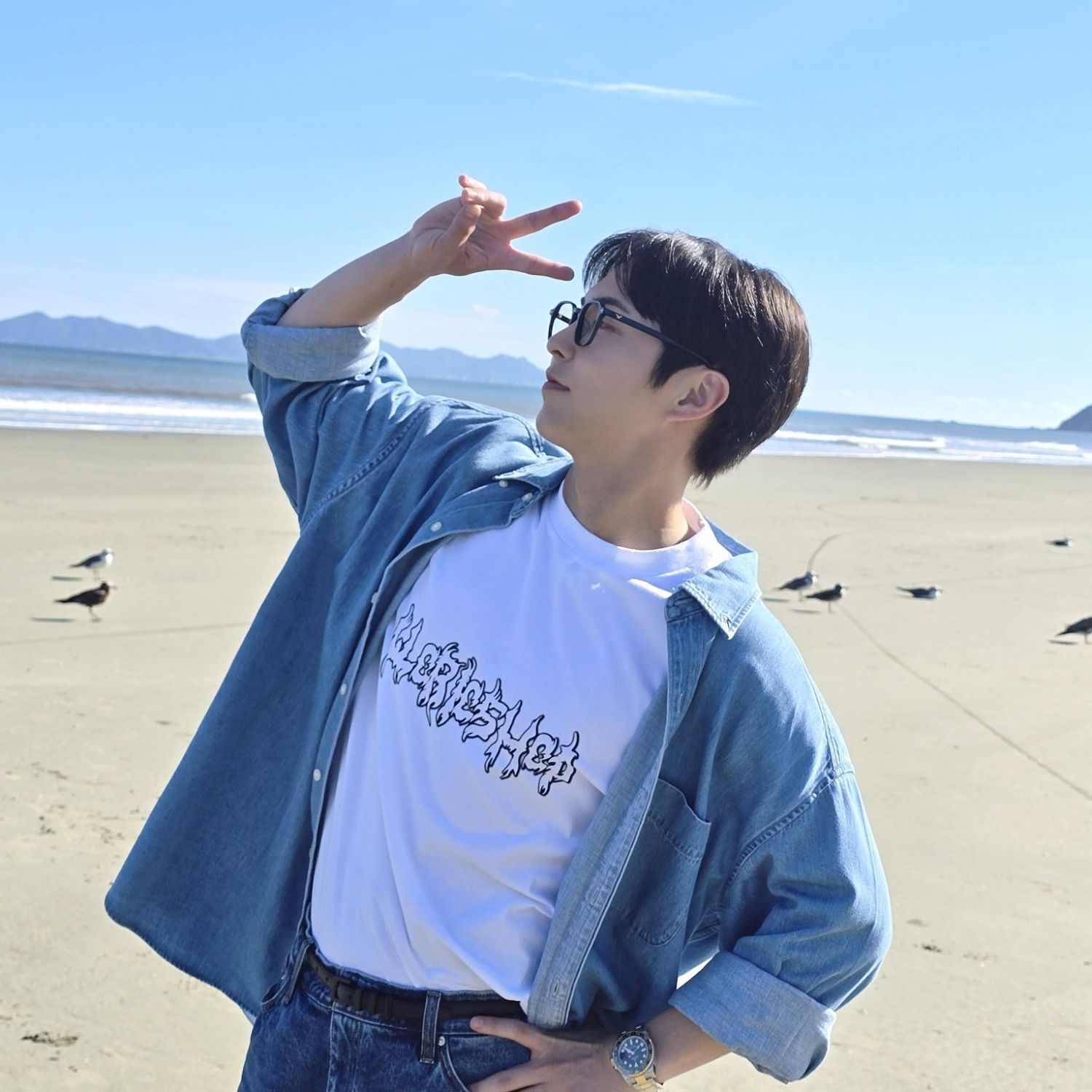 Behind-the-scenes cut of Xiumin (EXO)