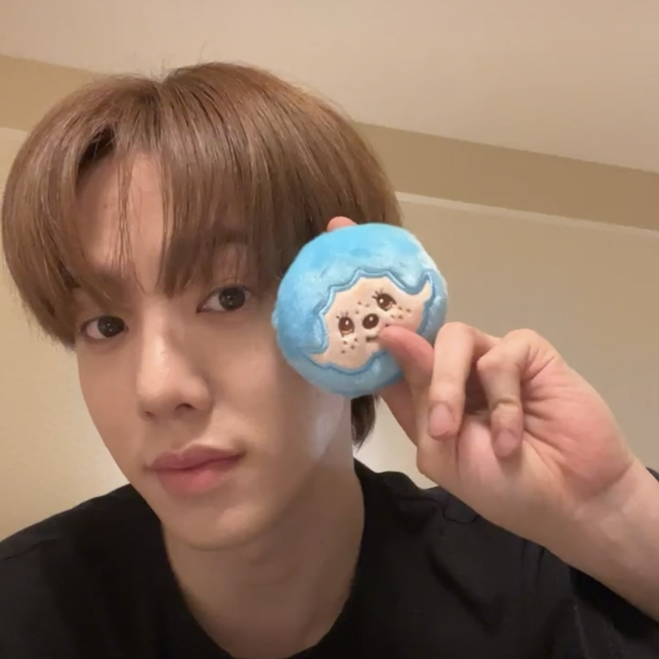 Behind-the-scenes cut of KAZUTA (n.SSign)