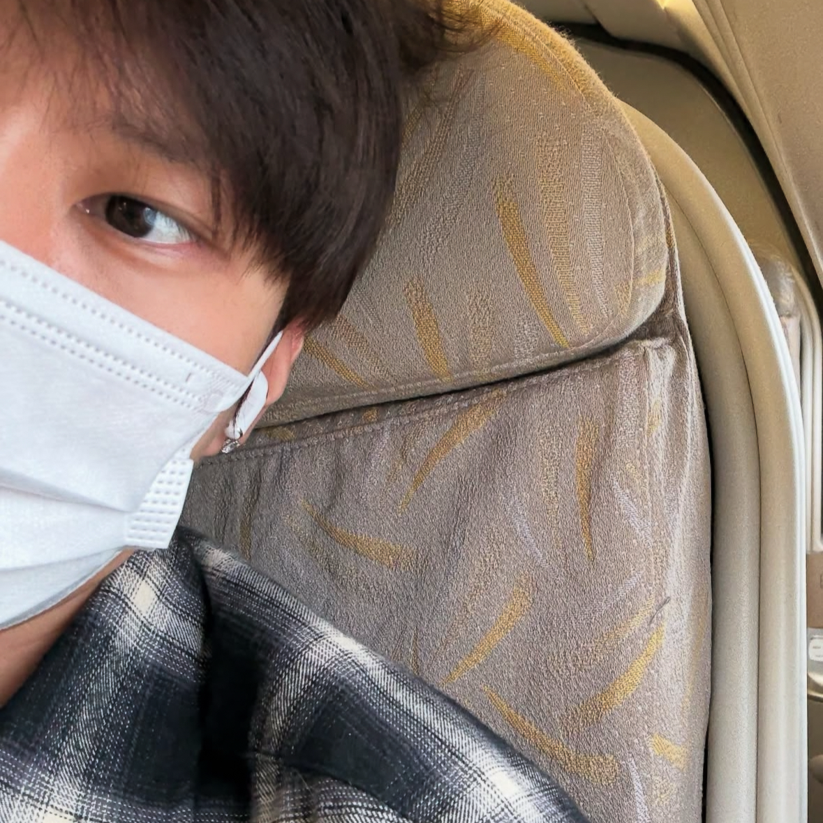 Behind-the-scenes cut of LEO (VIXX)