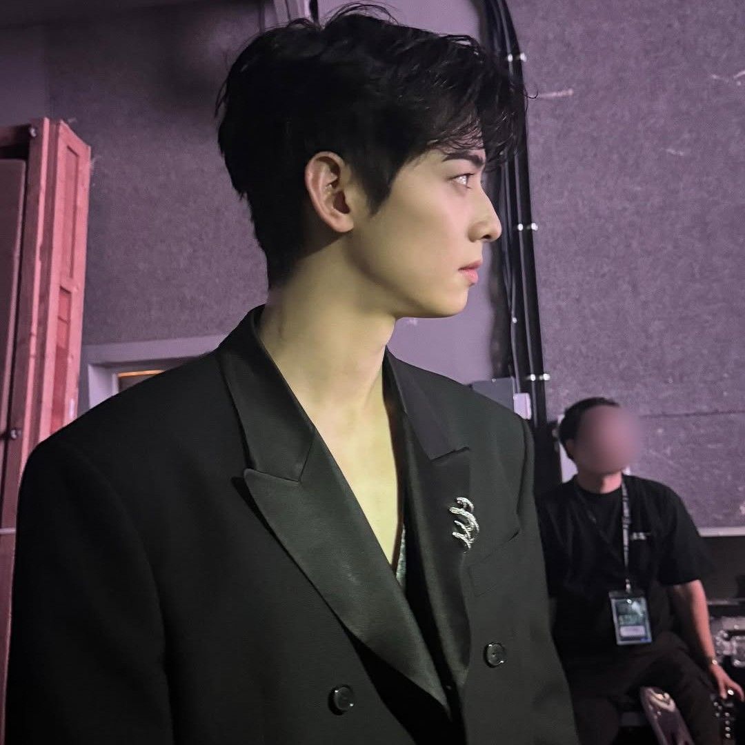 Recent activity shot of Eunwoo (ASTRO)