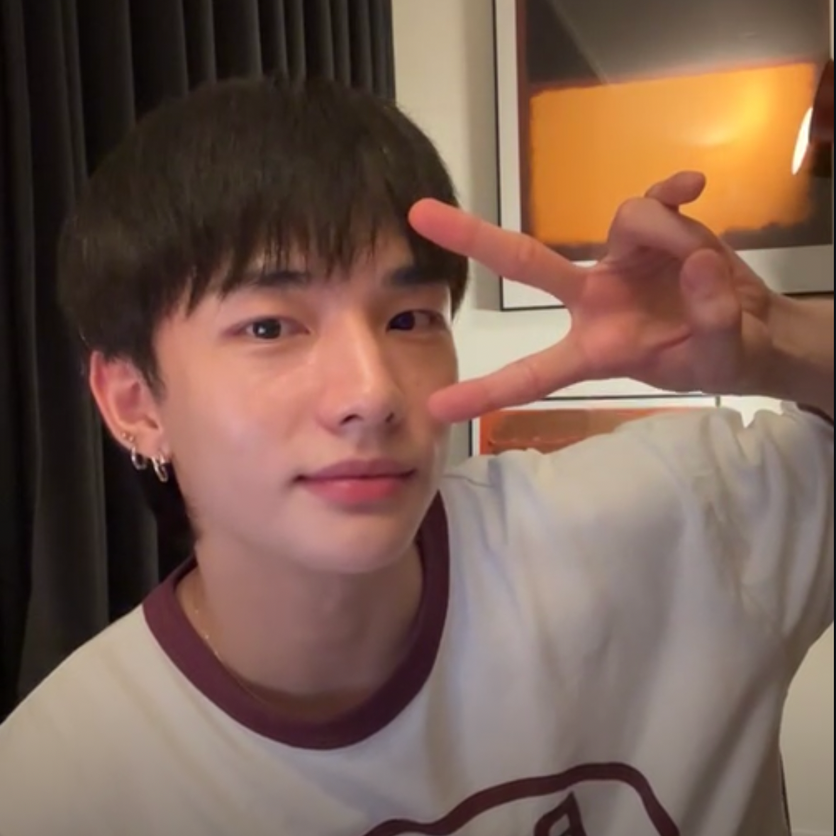 Behind-the-scenes cut of Stray Kids