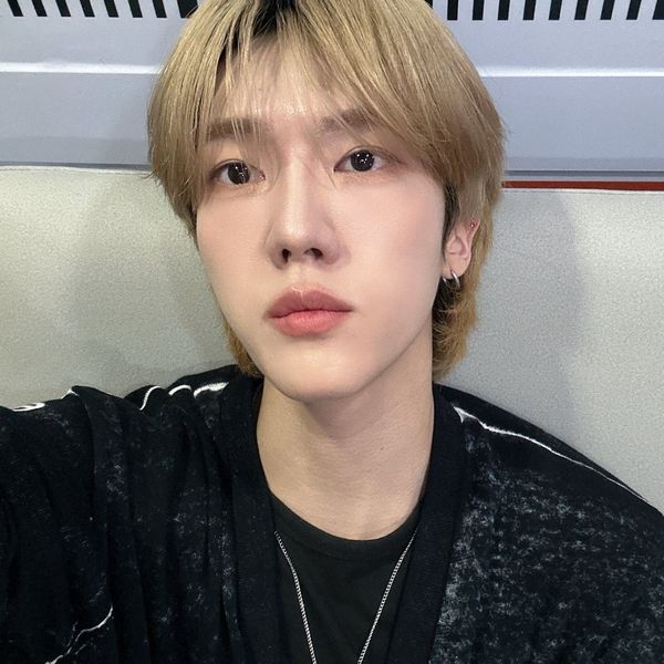 Shining profile picture of JUNG HOON (OMEGA X) on today's Choeaedol