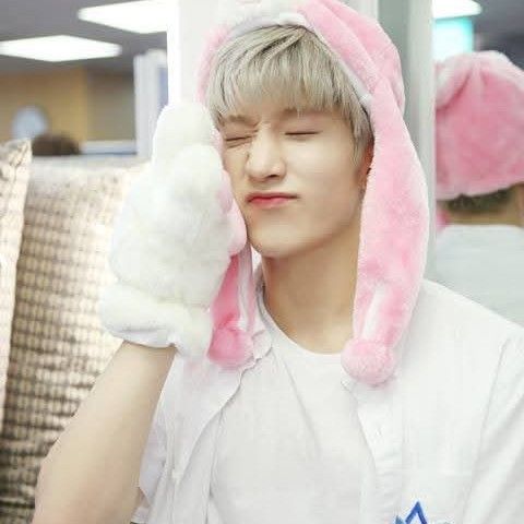 A moment captured by Jinjin (ASTRO)'s fan