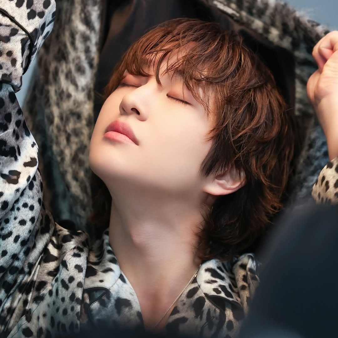 Recent activity shot of Onew (SHINee)