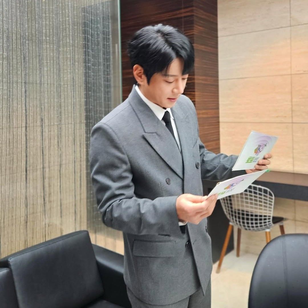 ファン・チヨルの最近の活動写真