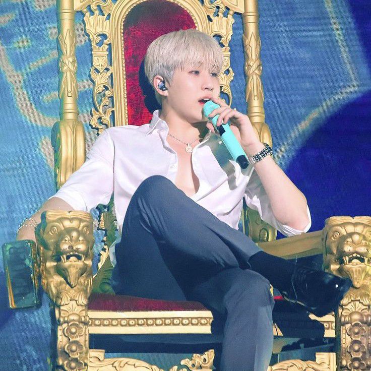 Latest photo of Jinjin (ASTRO)