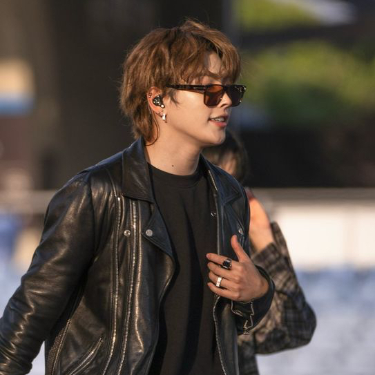 A moment captured by Hongjoong (ATEEZ)'s fan