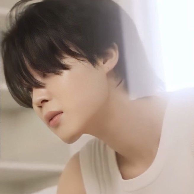 Foto aktivitas terbaru Jimin (BTS)
