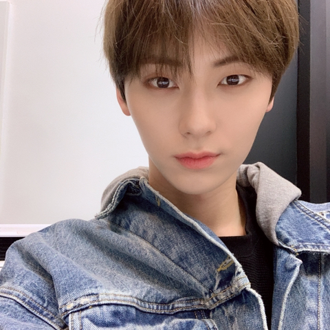 Recent activity shot of Hwang Minhyun