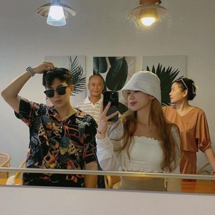 Recent activity shot of iKON