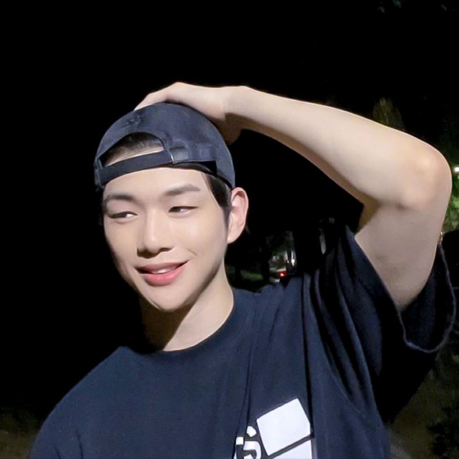강다니엘의 비하인드 컷