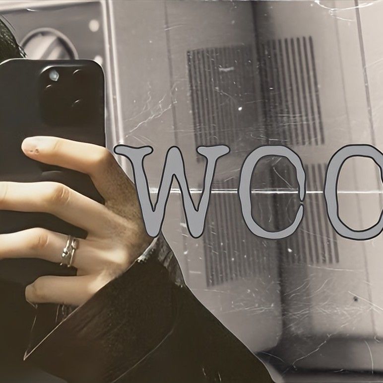 A moment captured by Wooseok (PENTAGON)'s fan