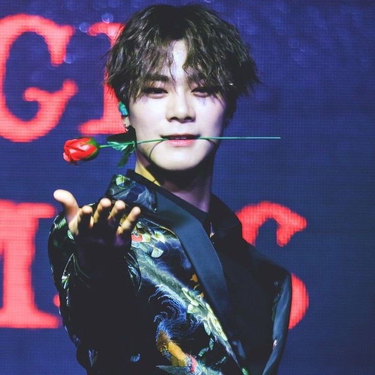 A moment captured by Moonbin (ASTRO)'s fan