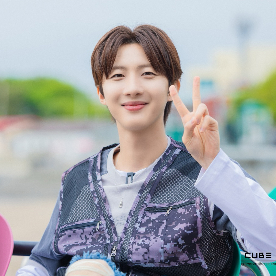 Latest photo of Hui (PENTAGON)
