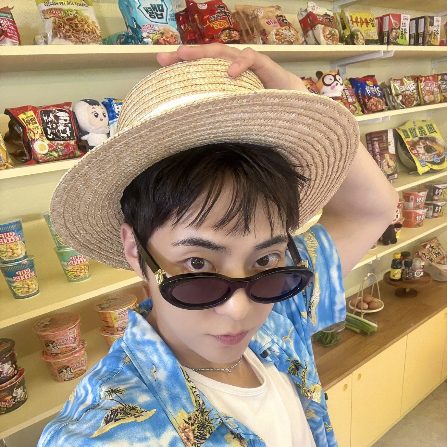 Potret di balik layar EXO