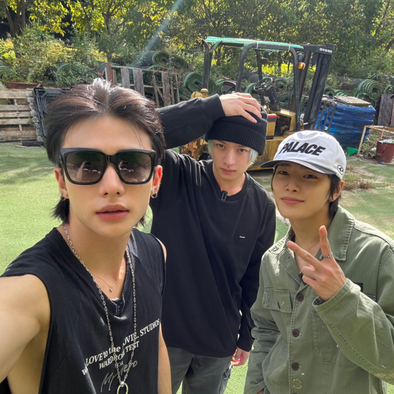 Behind-the-scenes cut of Stray Kids