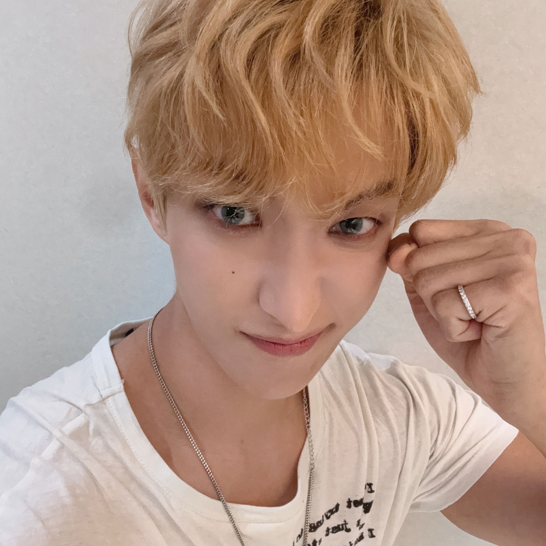 Latest photo of DK (SEVENTEEN)