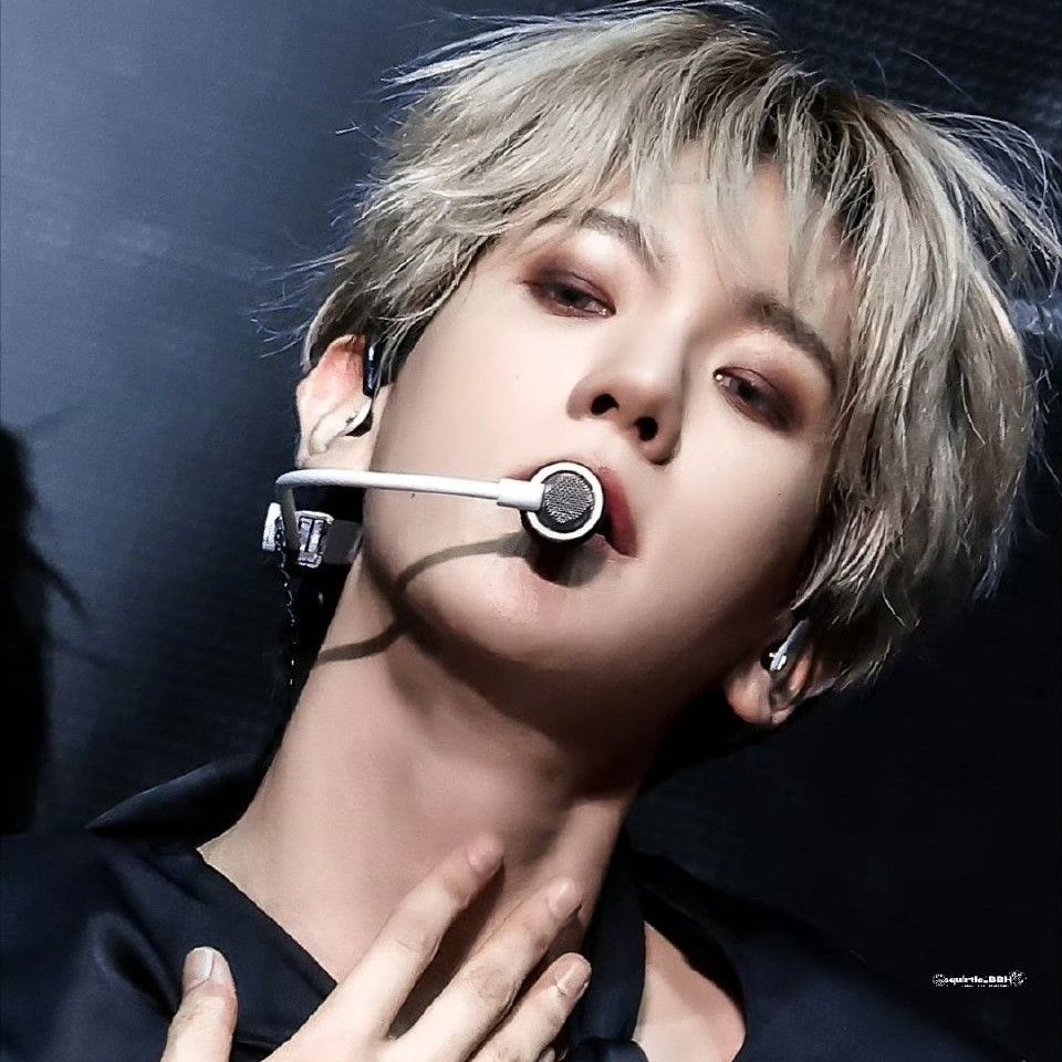 ベクヒョン (EXO)の最近の活動写真