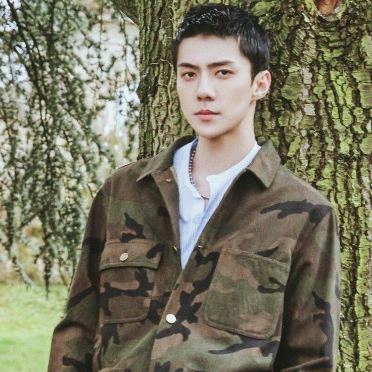 A moment captured by Sehun (EXO)'s fan