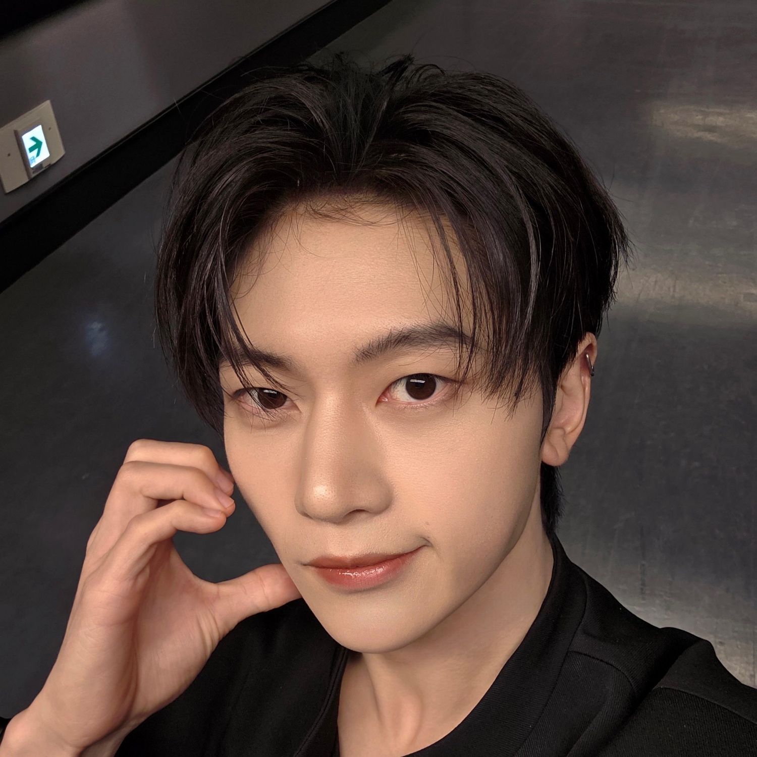 Potret di balik layar Seok Matthew (ZEROBASEONE)