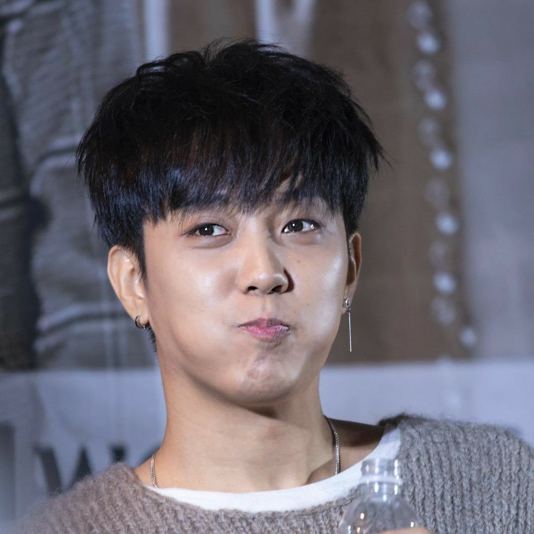 Behind-the-scenes cut of Eun Jiwon (SECHSKIES)