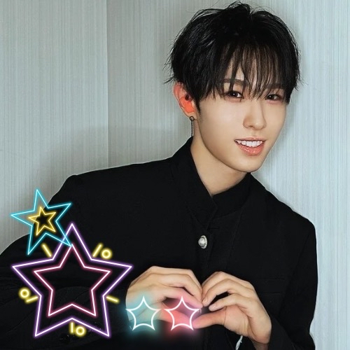 Latest photo of Hyui (NEXZ)