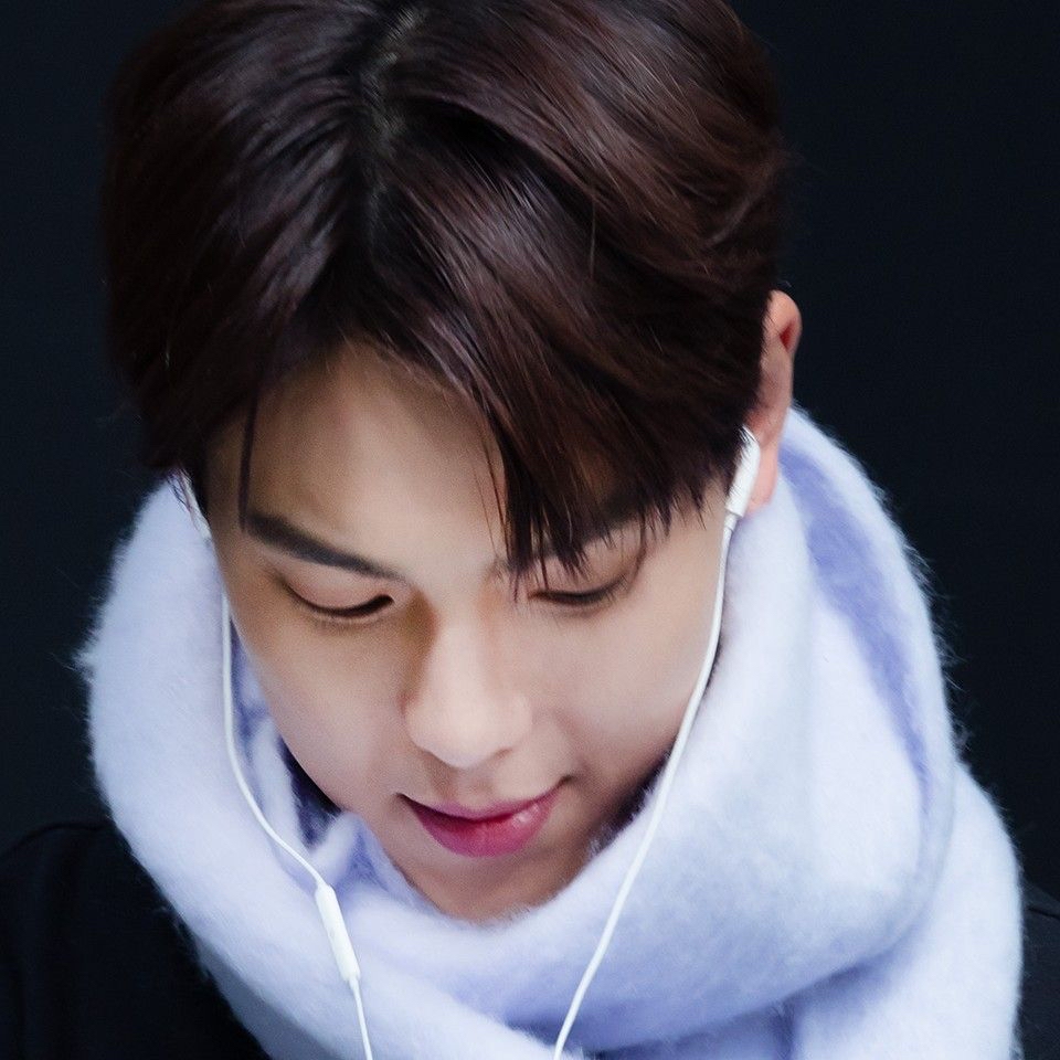 Latest photo of Shownu (MONSTA X)