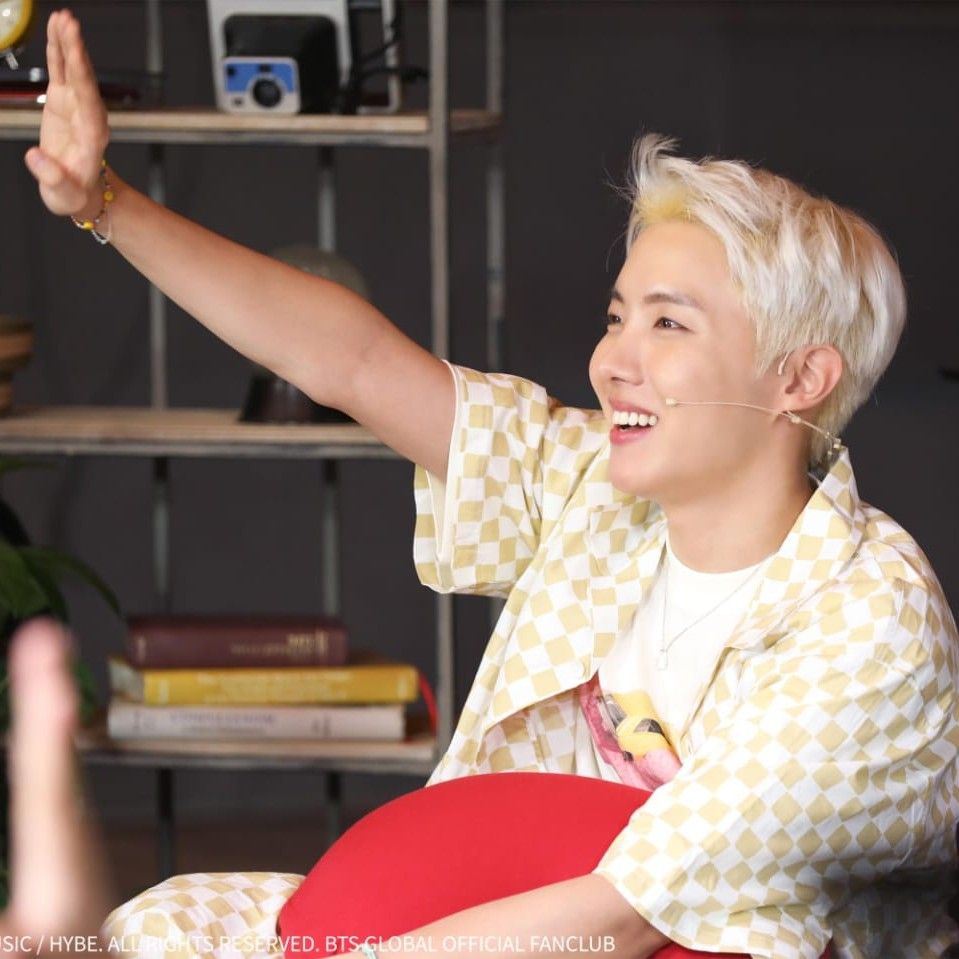 J-hope (防彈少年團)的最新照片