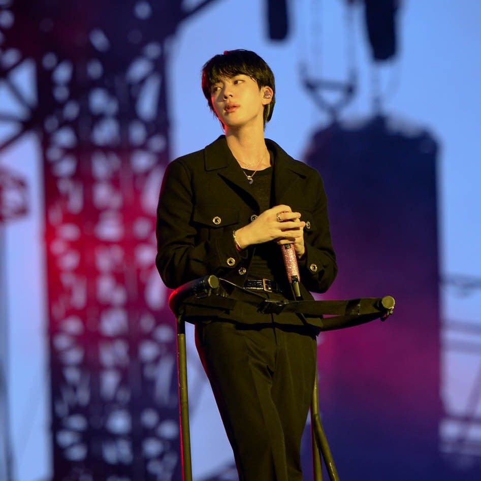 진 (방탄소년단)의 최신 사진