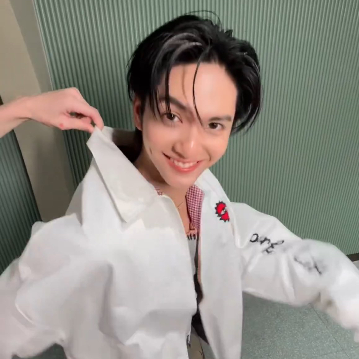 Latest photo of Copper (BUS)