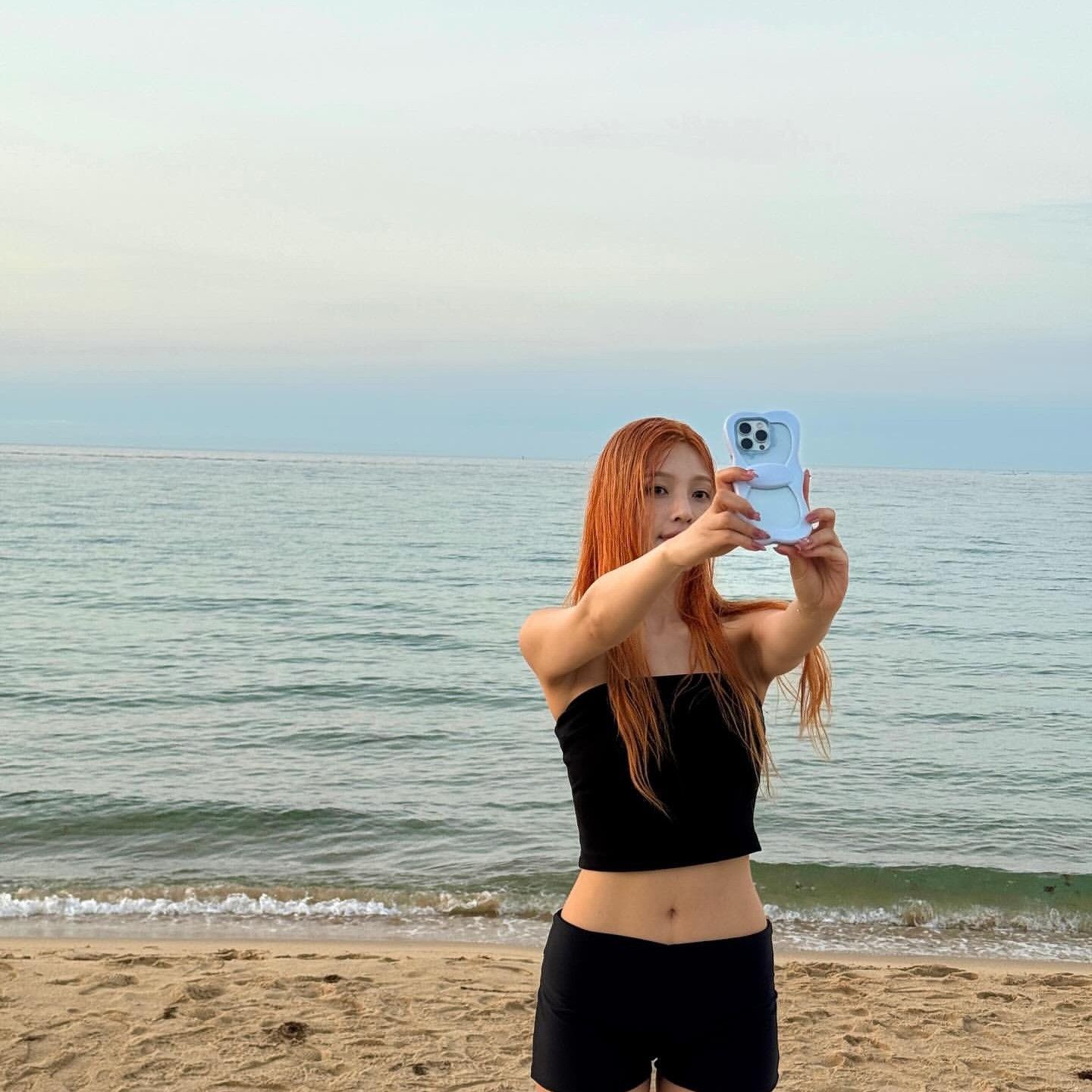 A moment captured by Joy (Red Velvet)'s fan