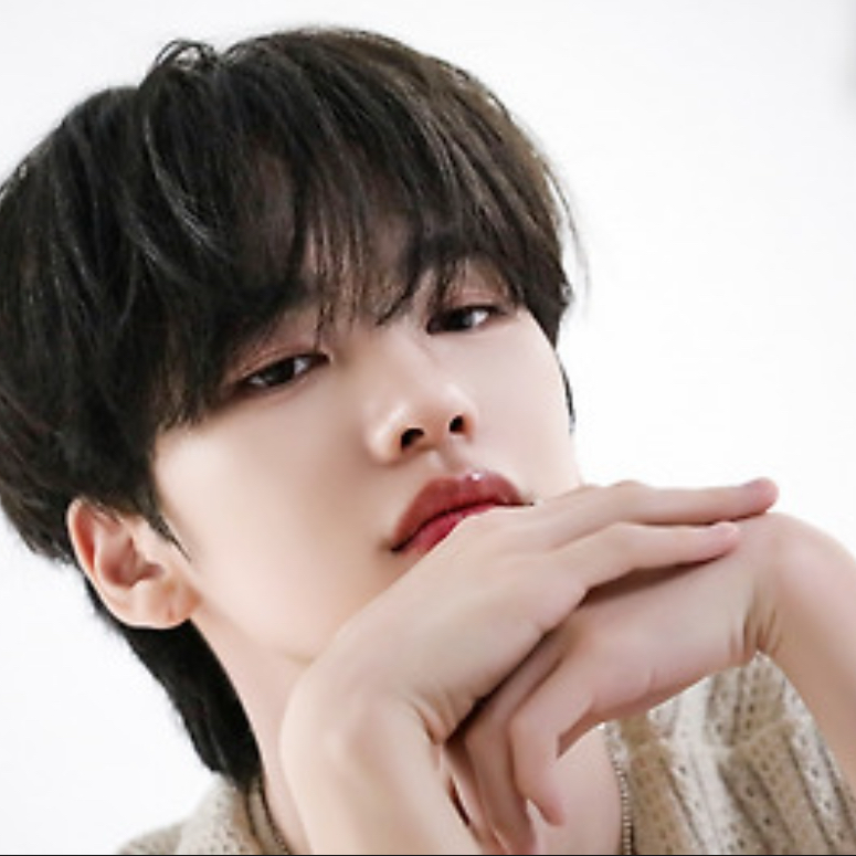 Latest photo of Hanjun (n.SSign)