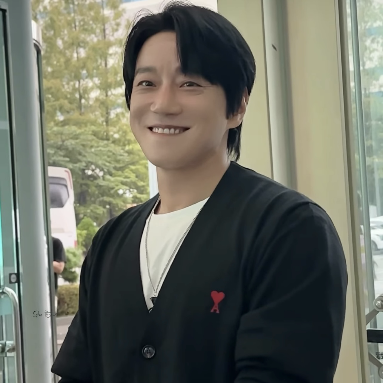 Latest photo of Hwang Chiyeol