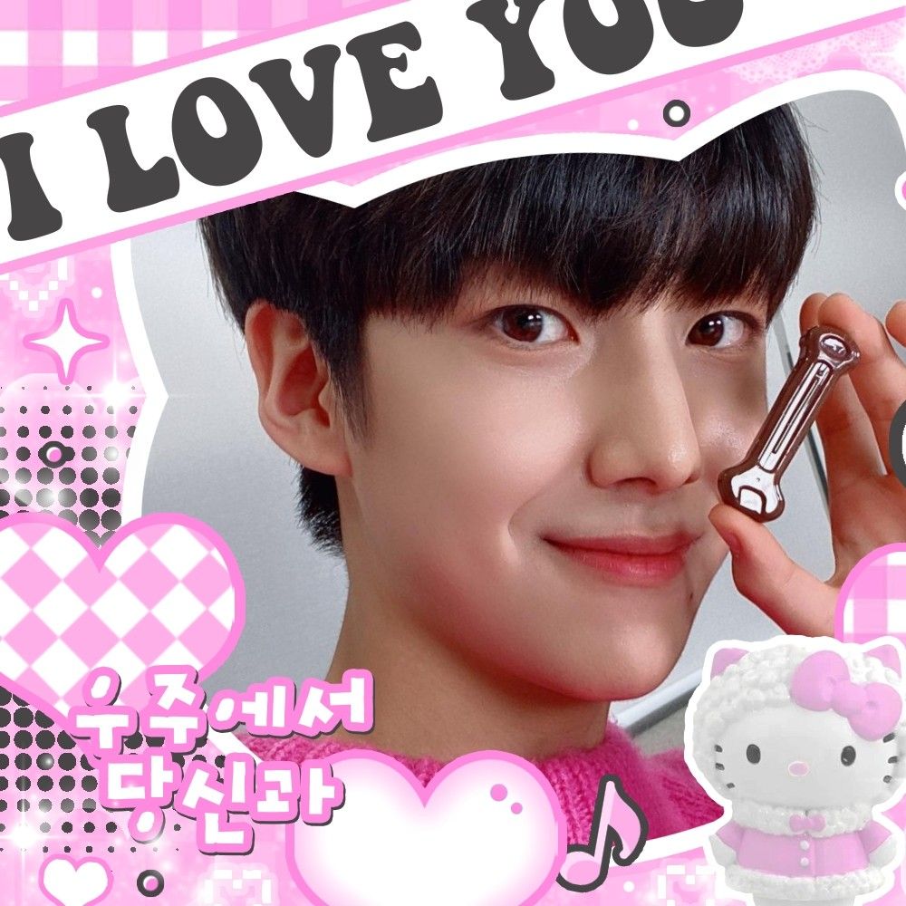 Latest photo of Lee Eunsang (YOUNITE)
