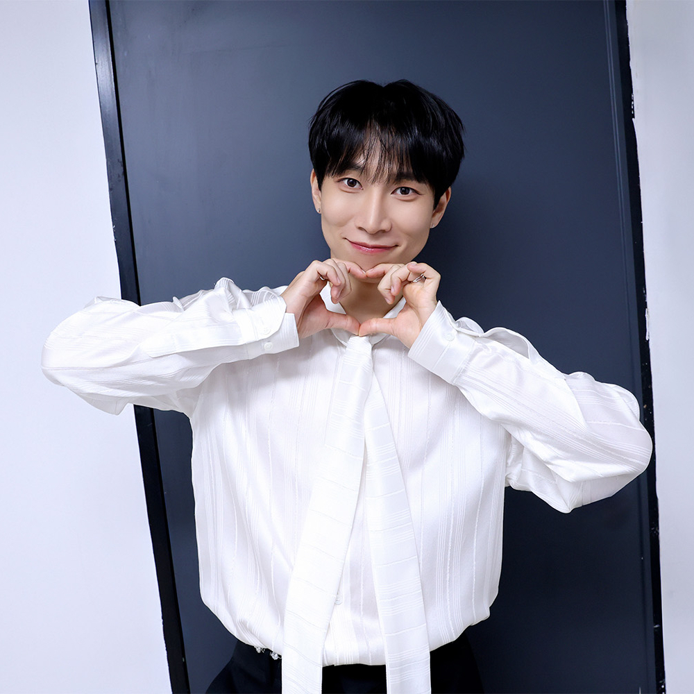 Recent activity shot of Seo Eunkwang (BTOB)