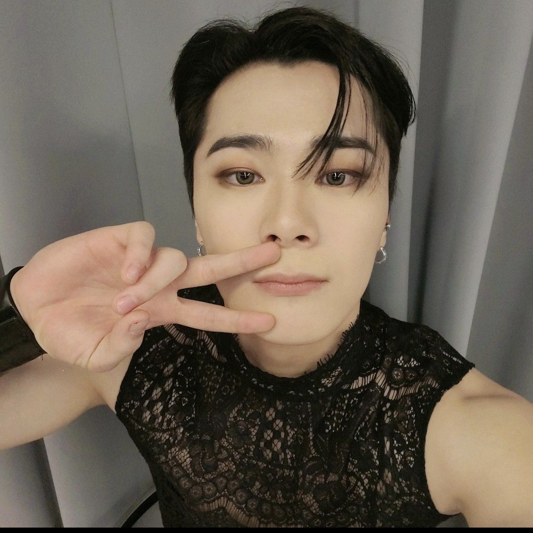 A moment captured by Moonbin (ASTRO)'s fan